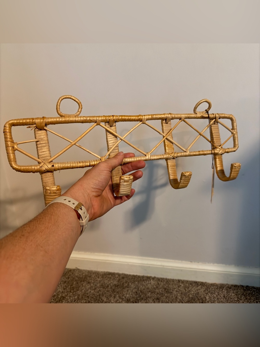 Natural fiber 4-hook rack